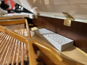 Music Sorb+ powered by ArtSorb ® Humidity Control for Pianos
